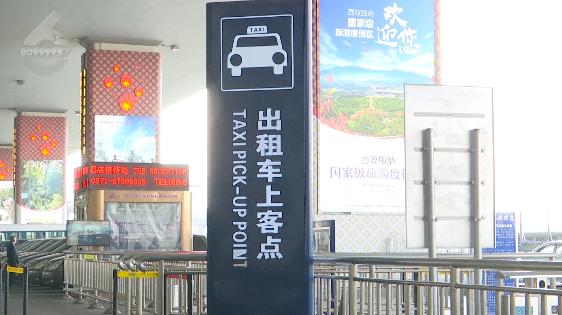 DƬ